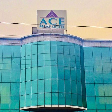Ace Prime Hotel Велика Нойда Екстер'єр фото