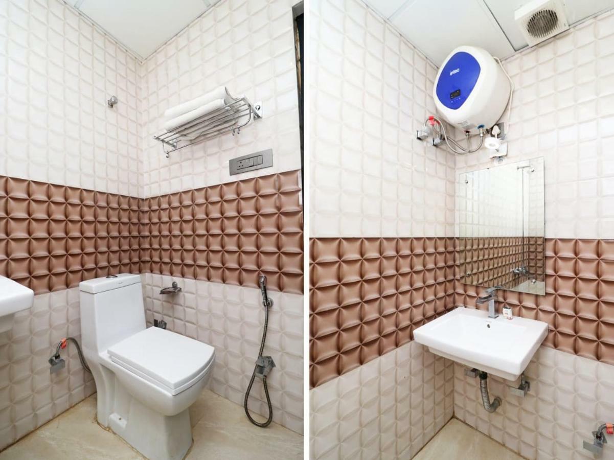 Ace Prime Hotel Велика Нойда Екстер'єр фото