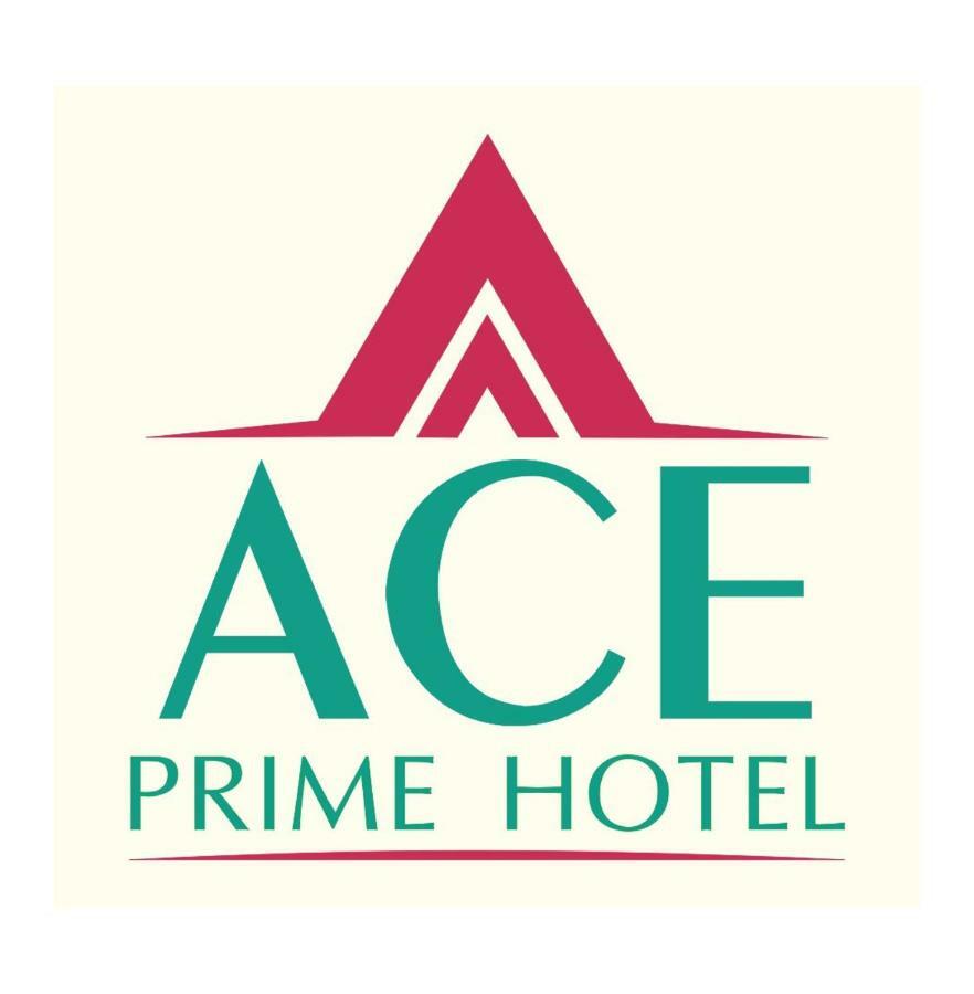 Ace Prime Hotel Велика Нойда Екстер'єр фото